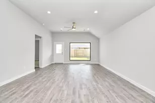 348 Ice Shr Trl, Dayton, TX 77535 - Photo 19