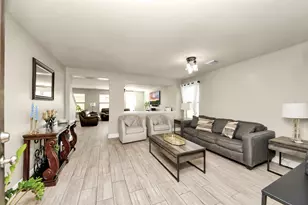 13915 Prosperity Ridge Dr, Houston, TX 77048 - Photo 5