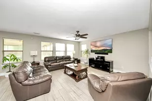 13915 Prosperity Ridge Dr, Houston, TX 77048 - Photo 7