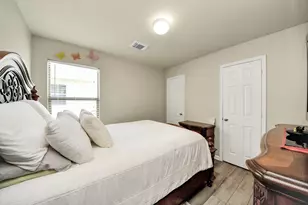 13915 Prosperity Ridge Dr, Houston, TX 77048 - Photo 31