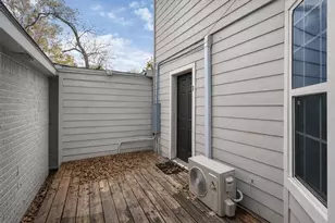 511 W Cleveland St, Alvin, TX 77511 - Photo 15