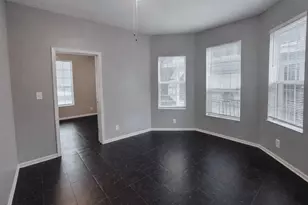 511 W Cleveland St, Alvin, TX 77511 - Photo 5