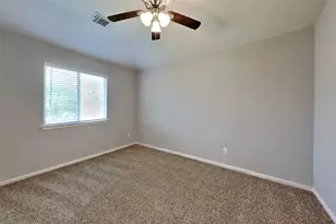 5803 Village Grove Dr, Pearland, TX 77581 - Photo 13