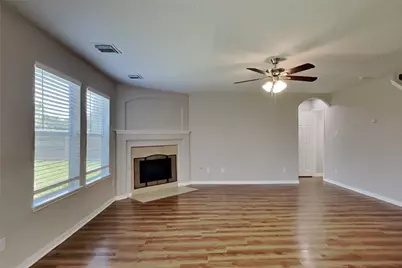 5803 Village Grove Drive, Pearland, TX 77581 - Photo 3