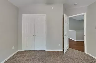 5803 Village Grove Dr, Pearland, TX 77581 - Photo 11