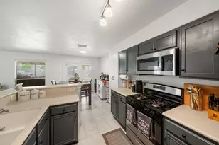 20738 Baron Bend Ln, Katy, TX 77449 - Photo 17