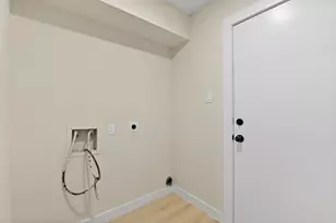 2322 Aprilmont Dr, Sugar Land, TX 77498 - Photo 17