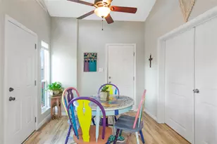 63 Hideaway Dr, Friendswood, TX 77546 - Photo 9