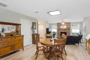 63 Hideaway Dr, Friendswood, TX 77546 - Photo 15