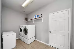 8518 River Cliff Ln, Houston, TX 77095 - Photo 39