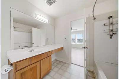 6146 Settlers Lake Circle W, Katy, TX 77449 - Photo 9