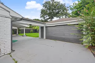 2807 Durban Dr, Houston, TX 77043 - Photo 37