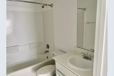 221 Crystal Bay Ln, Willis, TX 77378 - Photo 13