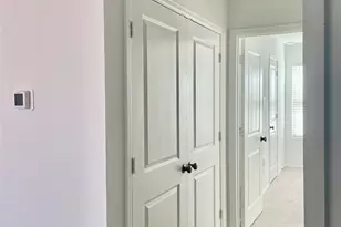 221 Crystal Bay Ln, Willis, TX 77378 - Photo 9