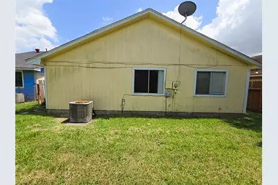 3930 Mohlerbruk Drive, Houston, TX 77066 - Photo 23