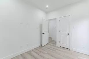 7723 C Hammerly Blvd, Houston, TX 77055 - Photo 7