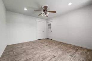 37 Wildwood Lake Dr, Huntsville, TX 77340 - Photo 19