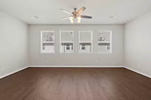 9443 Towne Lake Pkwy, Cypress, TX 77433 - Photo 17