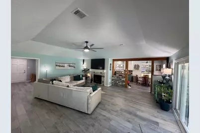 3006 Sugar Wood Drive, League City, TX 77573 - Photo 3
