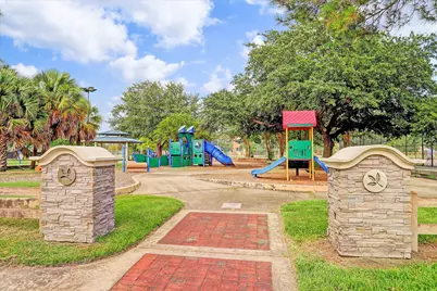 5827 Burlinghall Drive, Houston, TX 77035 - Photo 35