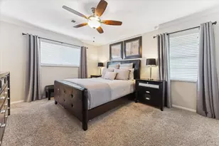 5827 Burlinghall Dr, Houston, TX 77035 - Photo 13