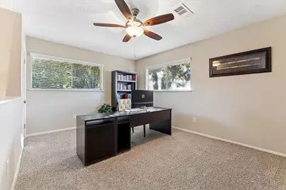 5827 Burlinghall Drive, Houston, TX 77035 - Photo 19