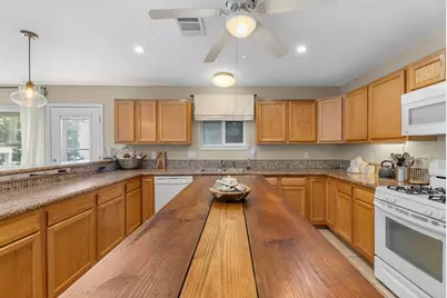 211 Captains Road, Anahuac, TX 77514 - Photo 23