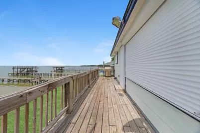 211 Captains Road, Anahuac, TX 77514 - Photo 15