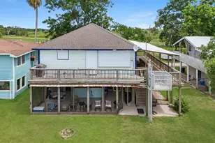 211 Captains Rd, Anahuac, TX 77514 - Photo 39