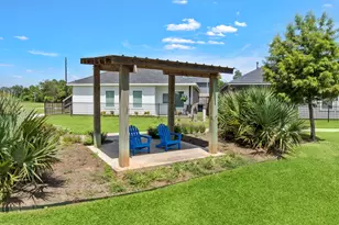 115 Water Grass Trl, Clute, TX 77531 - Photo 25