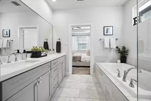2491 W 11th St, Houston, TX 77008 - Photo 15