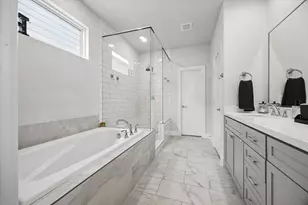 2491 W 11th St, Houston, TX 77008 - Photo 17