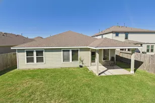 1237 Steed Bluff Dr, Alvin, TX 77511 - Photo 3