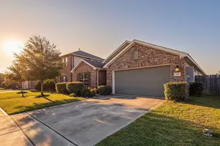 1237 Steed Bluff Dr, Alvin, TX 77511 - Photo 1