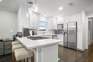 9928 Westview Dr, Houston, TX 77055 - Photo 15