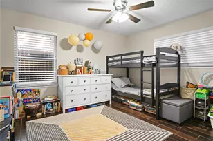 9928 Westview Dr, Houston, TX 77055 - Photo 7