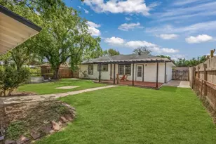 1412 W 10th St, Freeport, TX 77541 - Photo 7