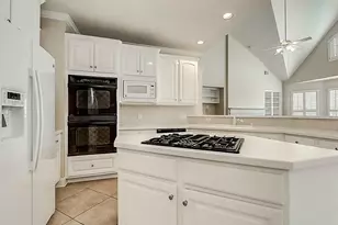 5715 Sapphire Vista Ln, Houston, TX 77041 - Photo 9