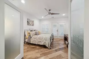 1702 Utah St, Houston, TX 77007 - Photo 21