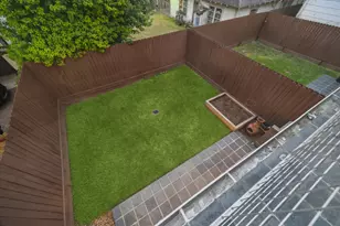 1702 Utah St, Houston, TX 77007 - Photo 25