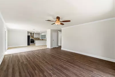 9202 Sunnywood Drive, Houston, TX 77088 - Photo 19