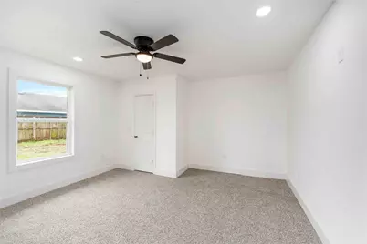 9226 Grady Street, Houston, TX 77016 - Photo 17