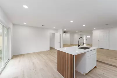 9226 Grady Street, Houston, TX 77016 - Photo 13