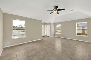 1602 Monroe St, Houston, TX 77023 - Photo 7