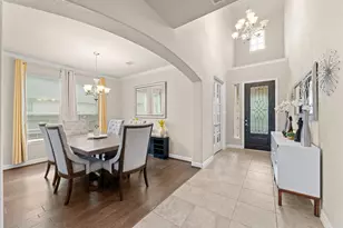 2018 Brookmont Dr, Conroe, TX 77301 - Photo 11