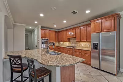 34 Pawprint Place, The Woodlands, TX 77382 - Photo 11