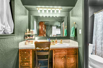 1307 Rev Swinney Street, West Columbia, TX 77486 - Photo 17
