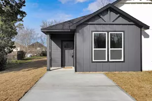 106 Runnels St, Willis, TX 77378 - Photo 5