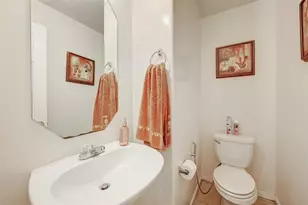 2519 Glenholly Park Dr, Sugar Land, TX 77498 - Photo 13