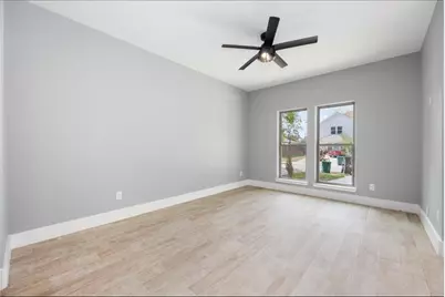 5037 Van Fleet Street, Houston, TX 77033 - Photo 5